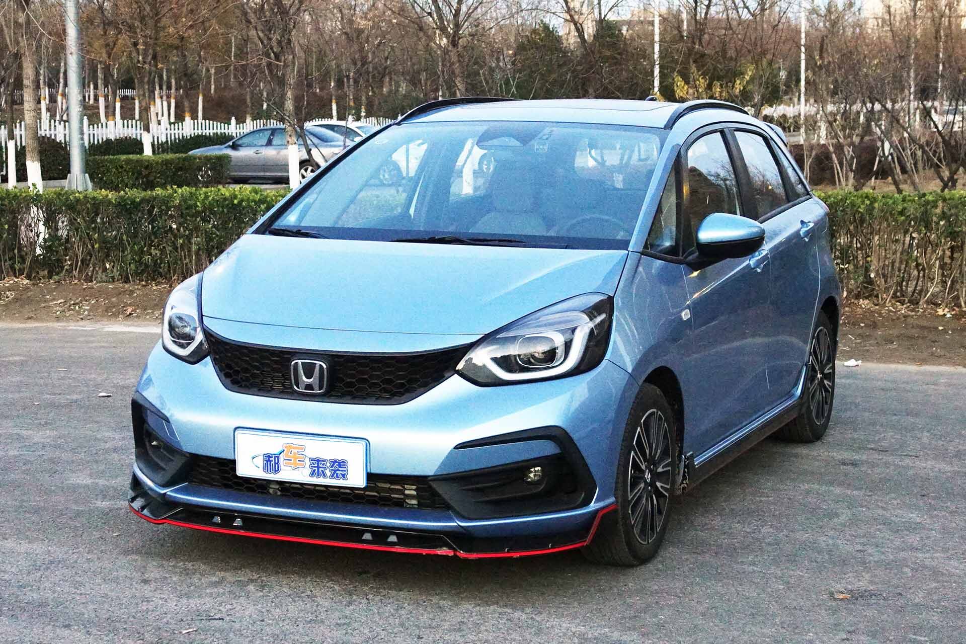 飞度加装尾翼怎么备案