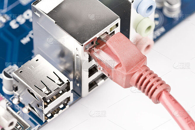 电脑主机蓝白线是连接哪里