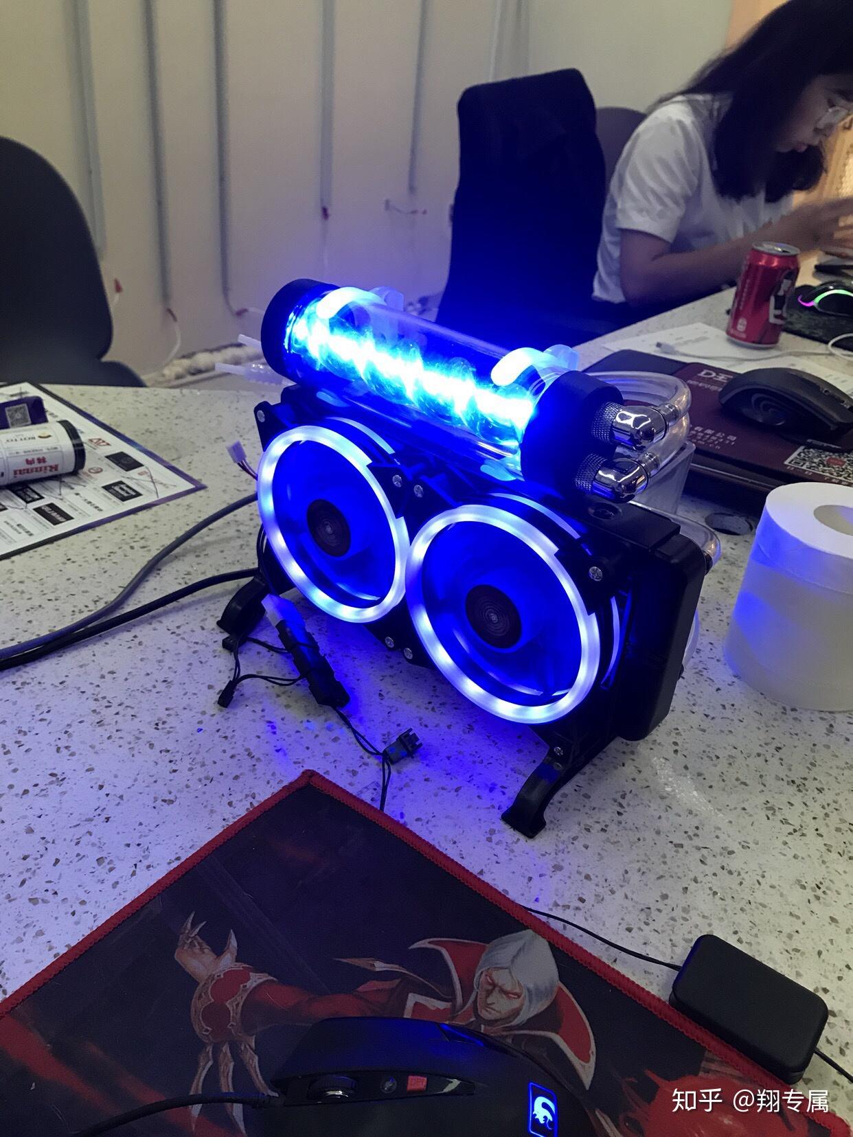 水冷主机怎么换机箱