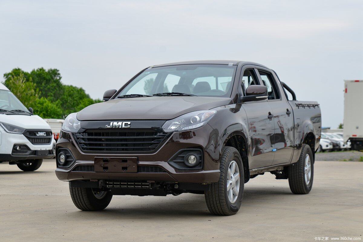 江铃特顺拆中控主机的教程