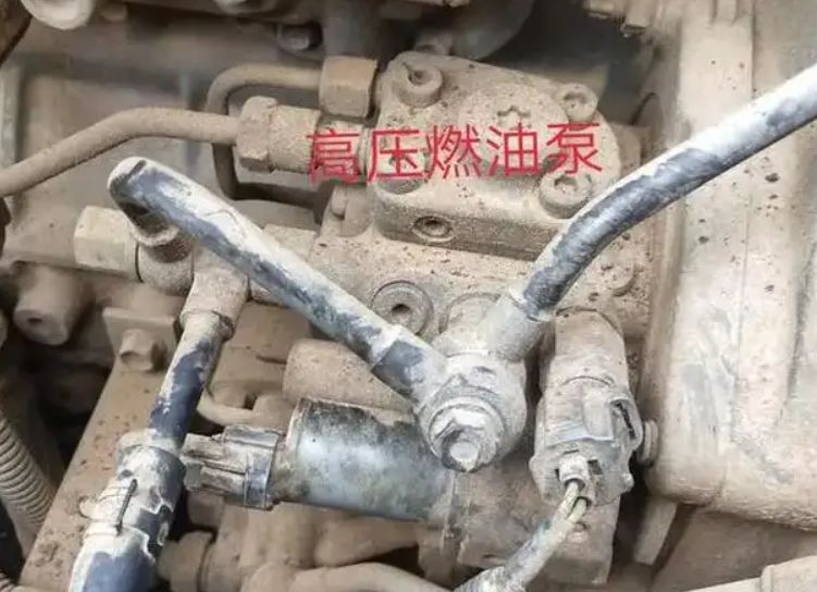 mcc主机高压油泵工作原理