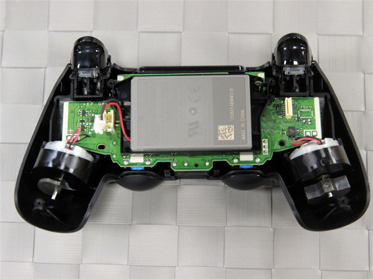 ps4手柄充电必须要开主机吗