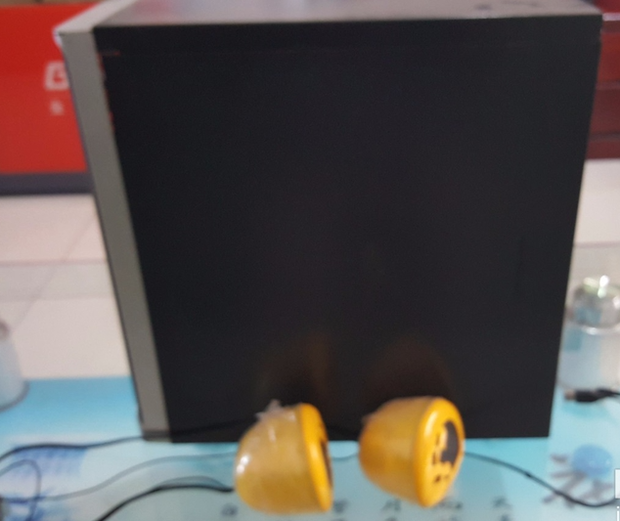 ps4 slim主机怎么连接音箱