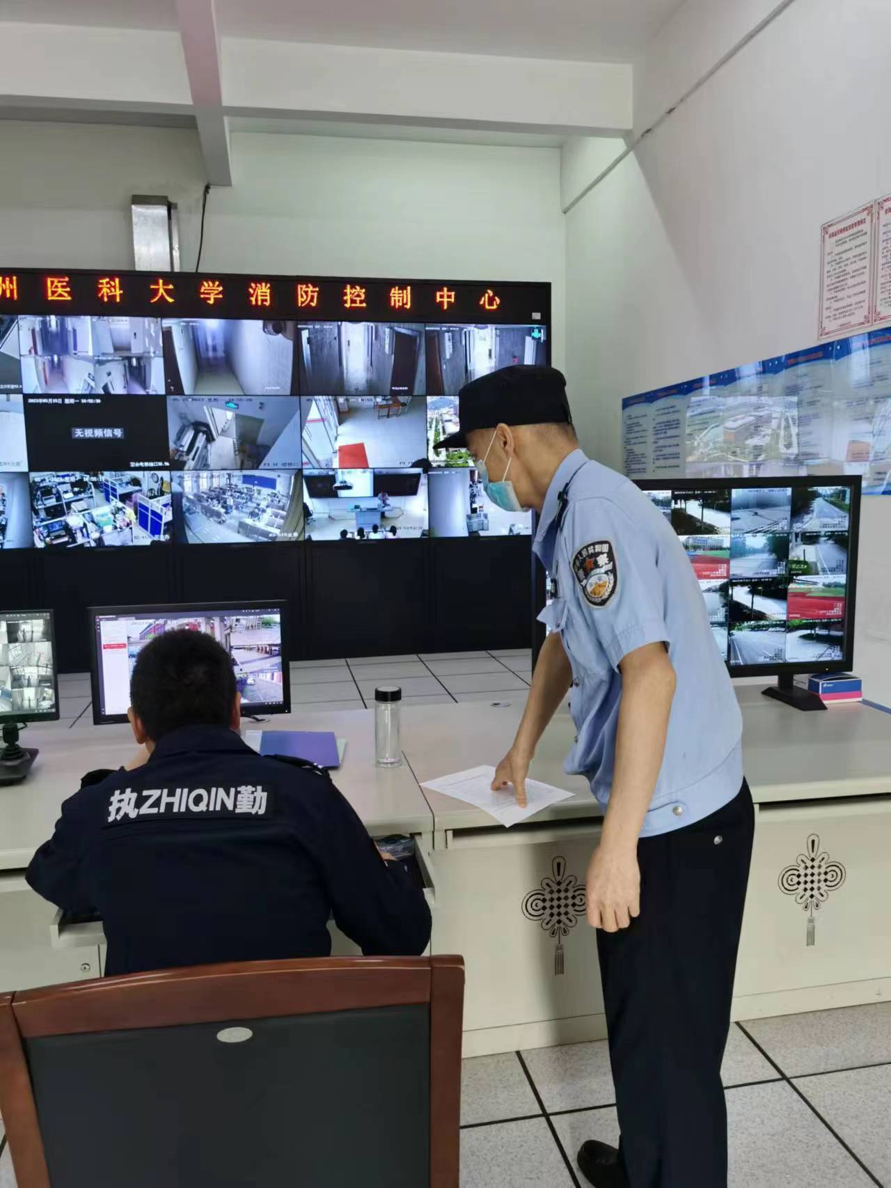 去工厂干活到派出所抽血备案