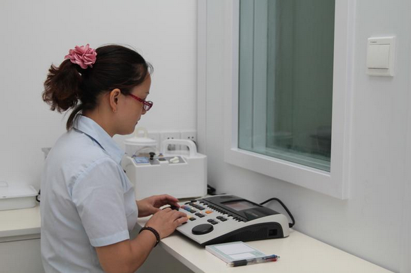 怎么办理助听器备案