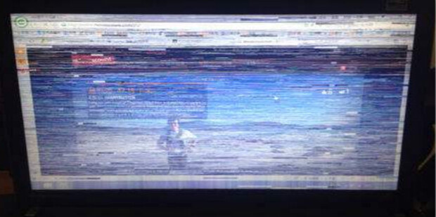 显示屏闪屏跟主机系统有关吗