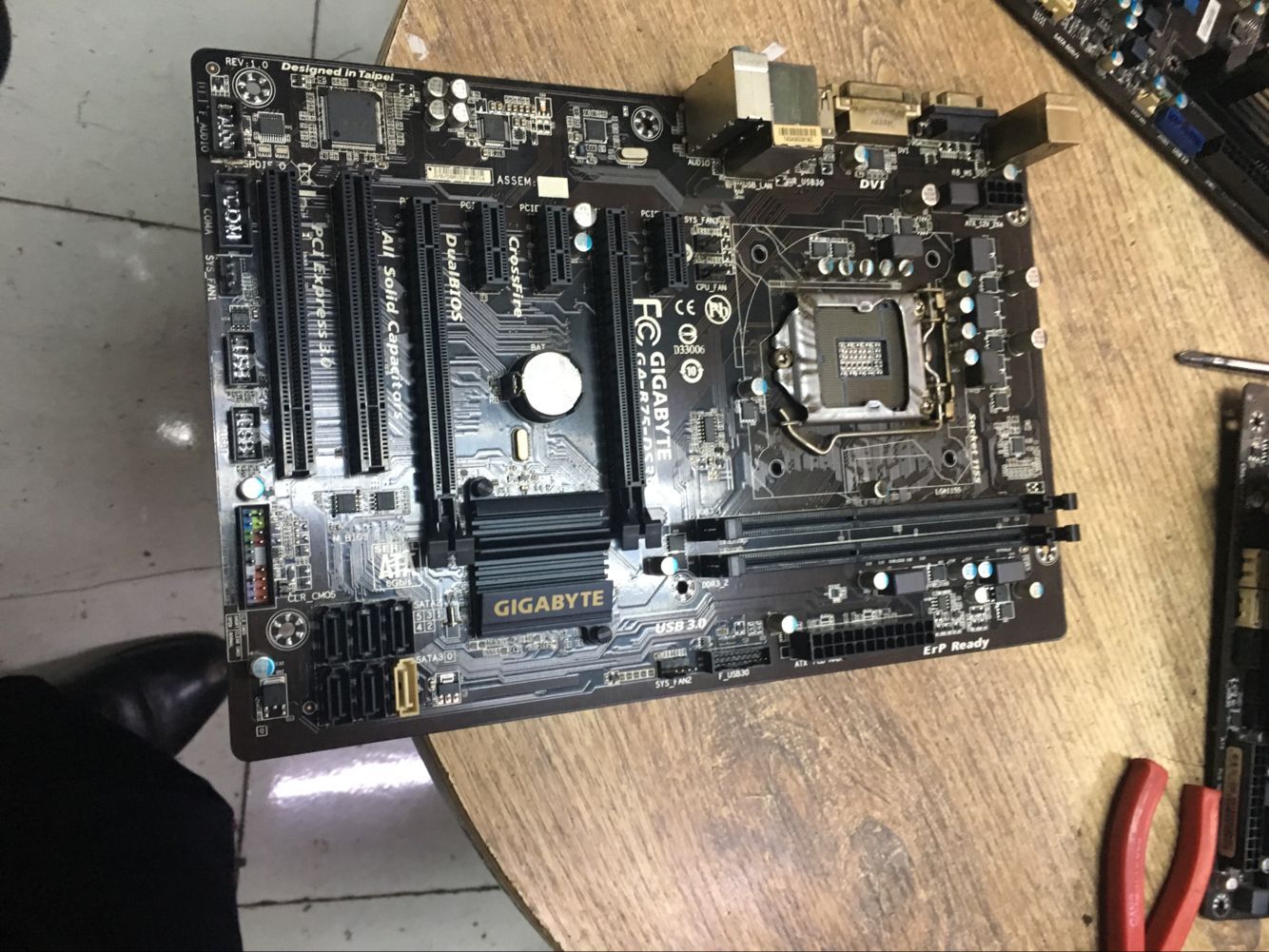 i3 7100配技嘉h110二手主机