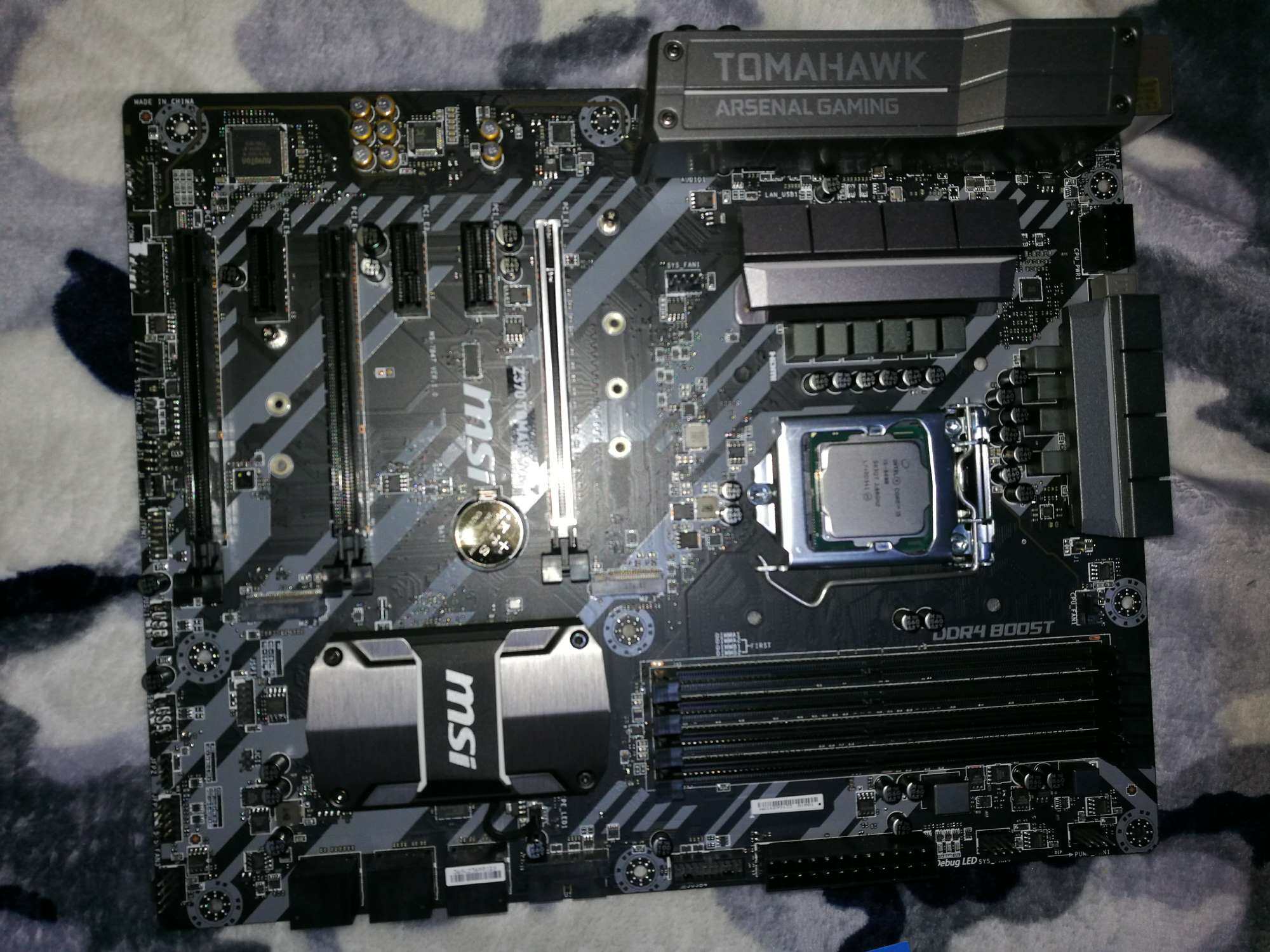 nbt跟cic主机屏幕一样吗