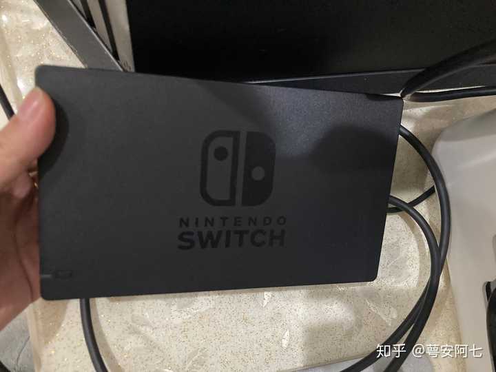 switch 主机底座怎么用