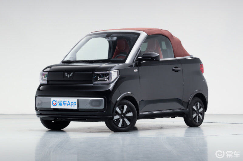 五菱宏光倒车雷达主机在哪